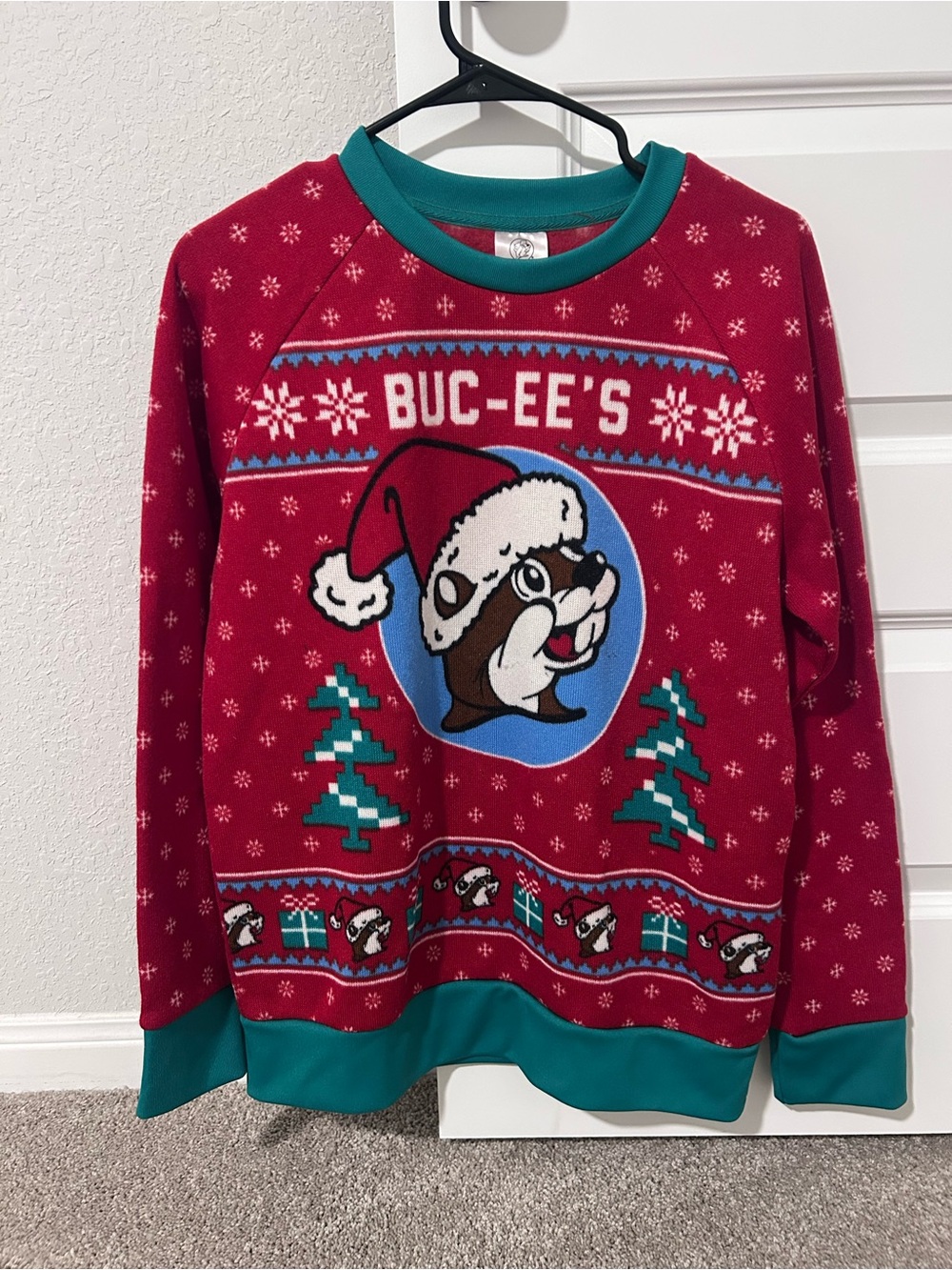 Bucees Adult Sweater